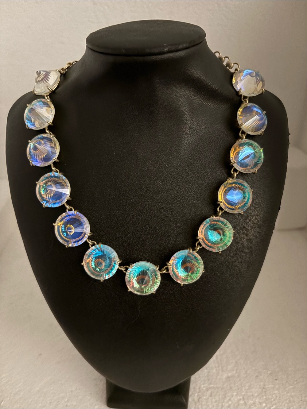 Kendra Scott Jolie Statement Necklace Silver tone Dichoric Glass Collar RETIRED
